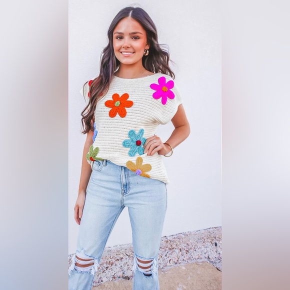 NEW Crochet Floral Cap Sleeve Sweater Knit Short Sleeves Sweater Size Large - Picture 2 of 8